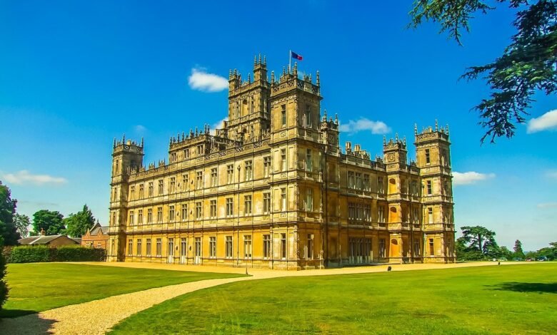 Highclere Castle Tours From London